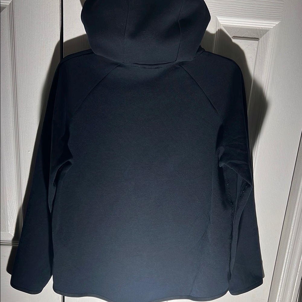 Nike Women's Black Windbreaker with White Accents - Picture 3 of 4